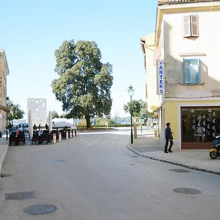 Center Town *